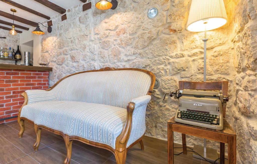 Holiday Home Zezevica - Heated Pool Sestanovac Екстер'єр фото
